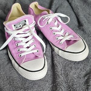 Converse All Star Lavender Sneakers Men's 6 Women's 8